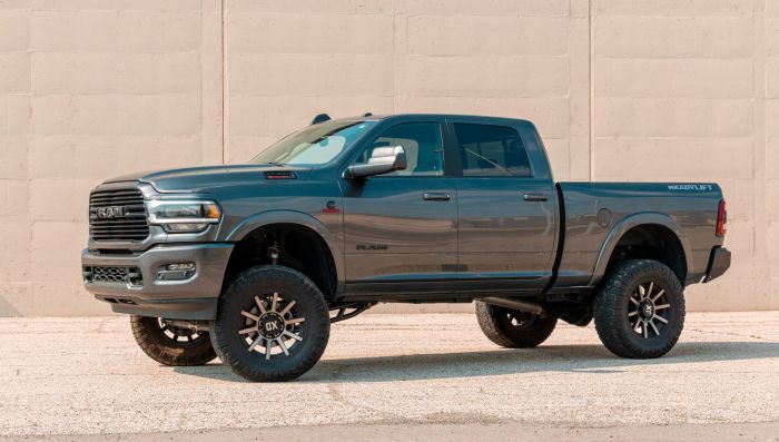 Readylift 2019-2024 Dodge Ram 2500 6'' MAX3.3 Suspension System With Falcon 3.3 Shocks And Radius Arms Standard Output Diesel Motor 43-19642