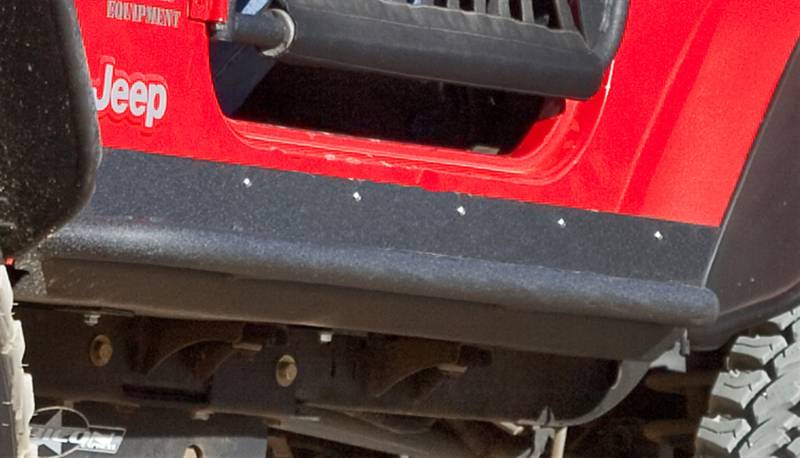 Body Armor 2004-2006 Jeep Wrangler Unlimited Side Steps Extreme Rock Rail TJ-5321