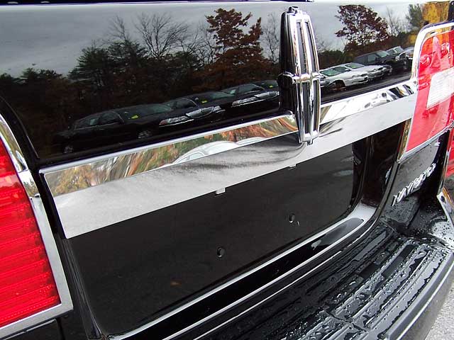 QAA 2007-2014 Lincoln Navigator Stainless Rear Trim License Plate Bar Accent 1Pc LB47655