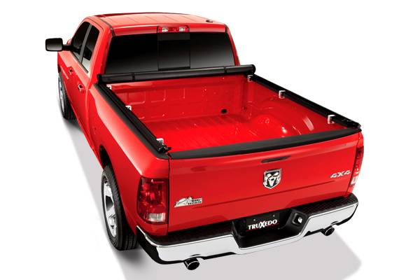 Truxedo 2004-2015 Nissan Titan Without Track System TruXport 5'6" Bed Size Tonneau Cover 297101